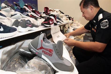 china fake shoes manufacturer bust